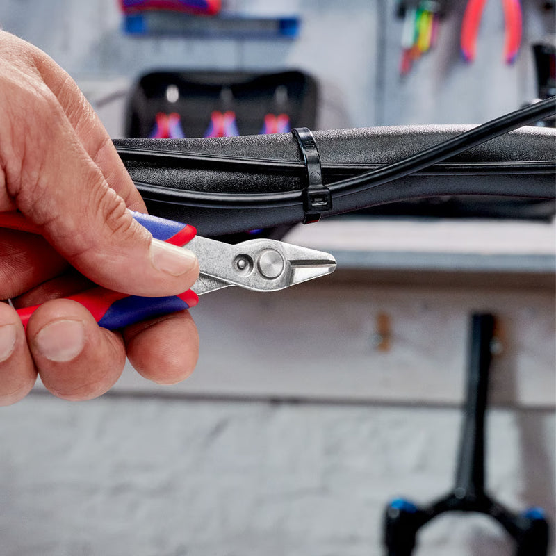 ALICATE CORTE PRECISAO 5.1/2 ELETRONICA KNIPEX 78 03 140