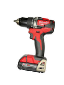 KIT PARAFUSADEIRA 18V 1/2" MILWAUKEE COM PACKOUT ORGANIZADOR